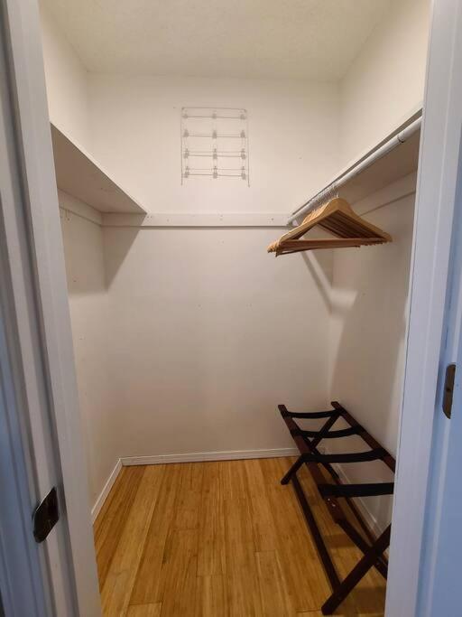 Centrally Located In Rogers And Bentonville! -Private Rooms ห้อง รูปภาพ