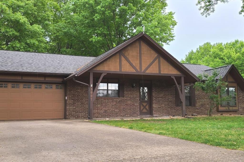 Centrally Located In Rogers And Bentonville! -Private Rooms ภายนอก รูปภาพ