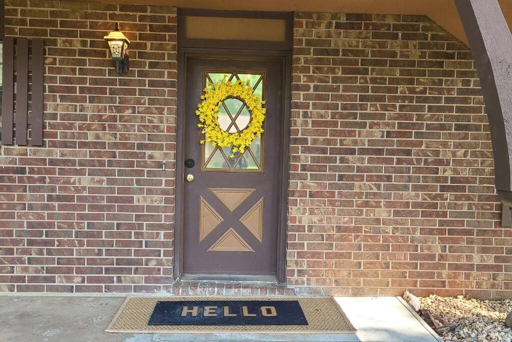 Centrally Located In Rogers And Bentonville! -Private Rooms ภายนอก รูปภาพ